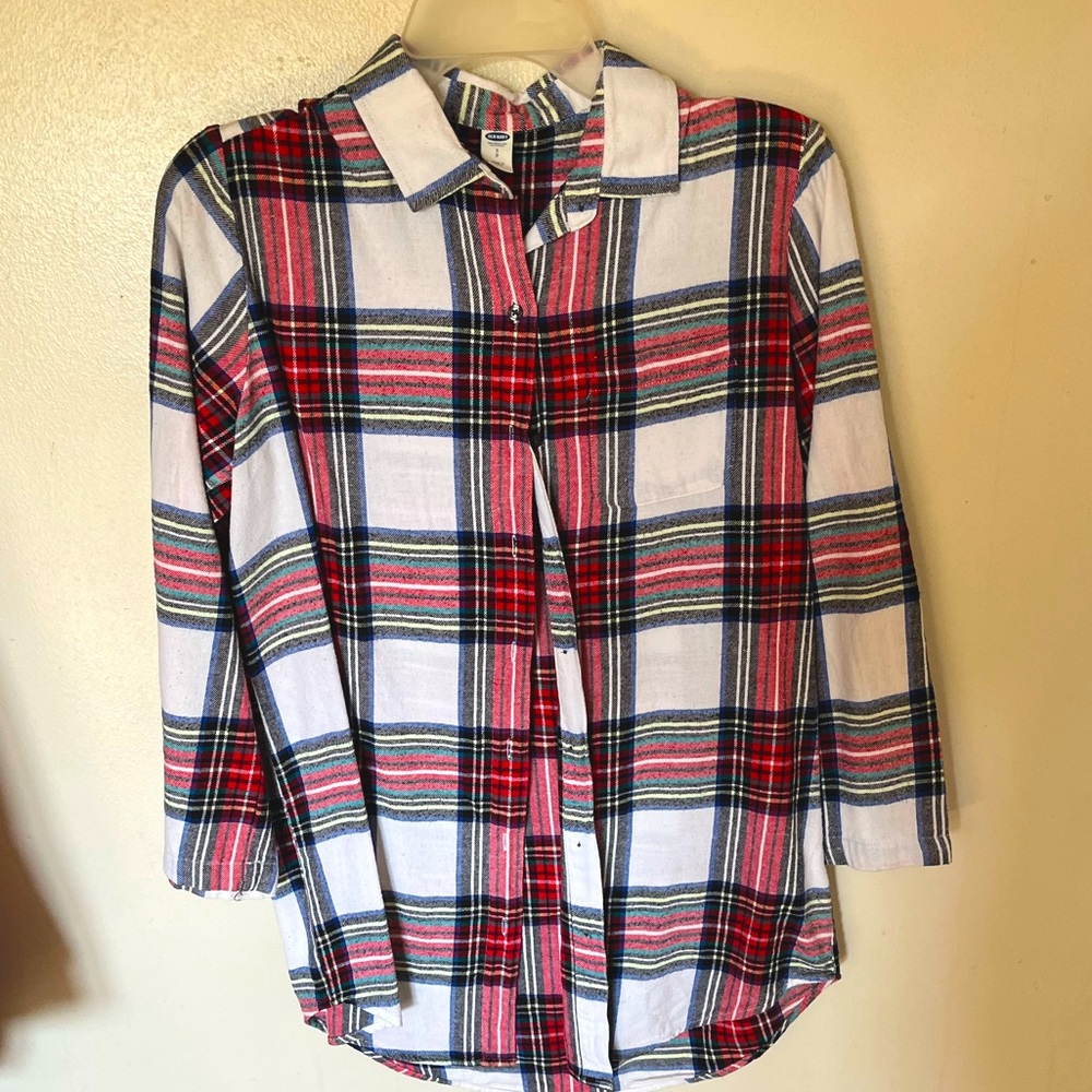 Cute Old Navy Flannel- size small